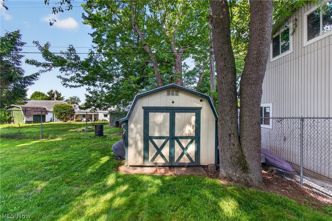 555 Standish Street NW Massillon OH 44647