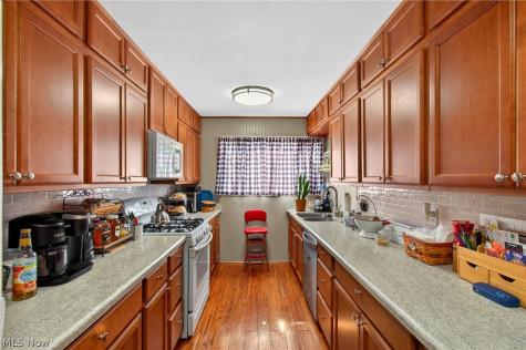 555 Standish Street NW Massillon OH 44647