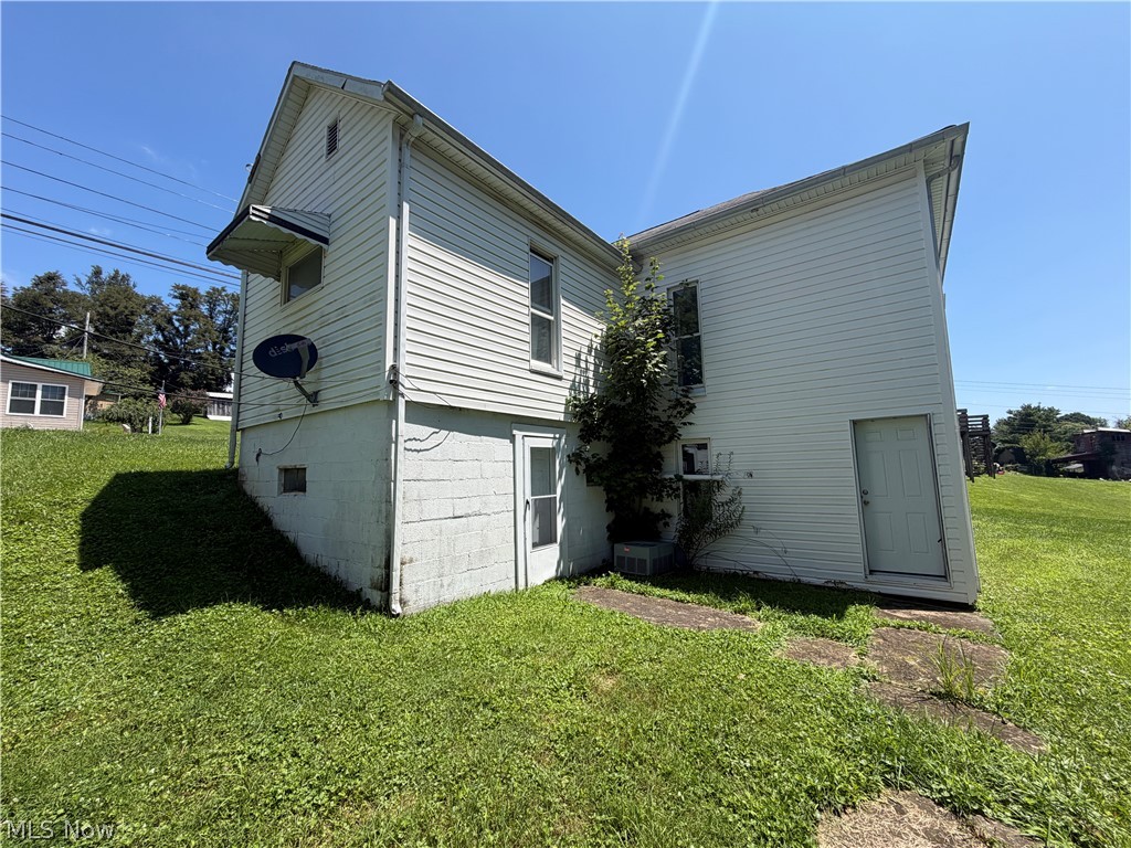 317 W Cross Street Summerfield OH 43788