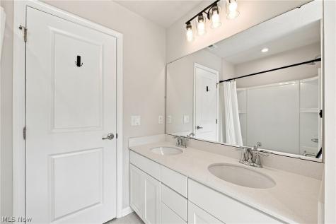 35524 Crystal Creek Court Grafton OH 44044