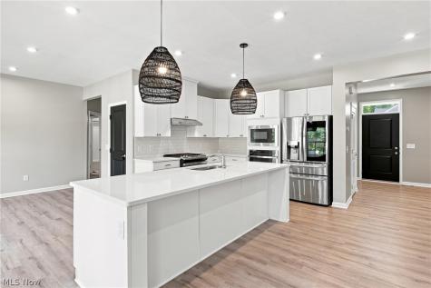 35524 Crystal Creek Court Grafton OH 44044