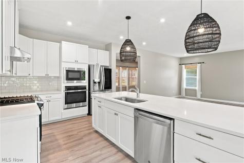 35524 Crystal Creek Court Grafton OH 44044