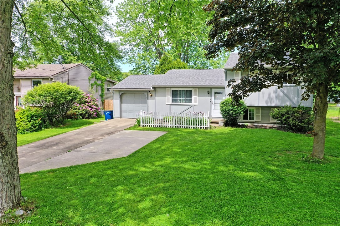 2543 Walnut Street Girard OH 44420