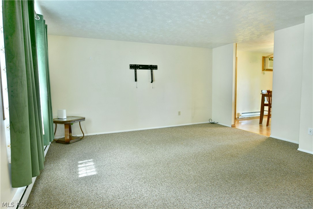 2543 Walnut Street Girard OH 44420