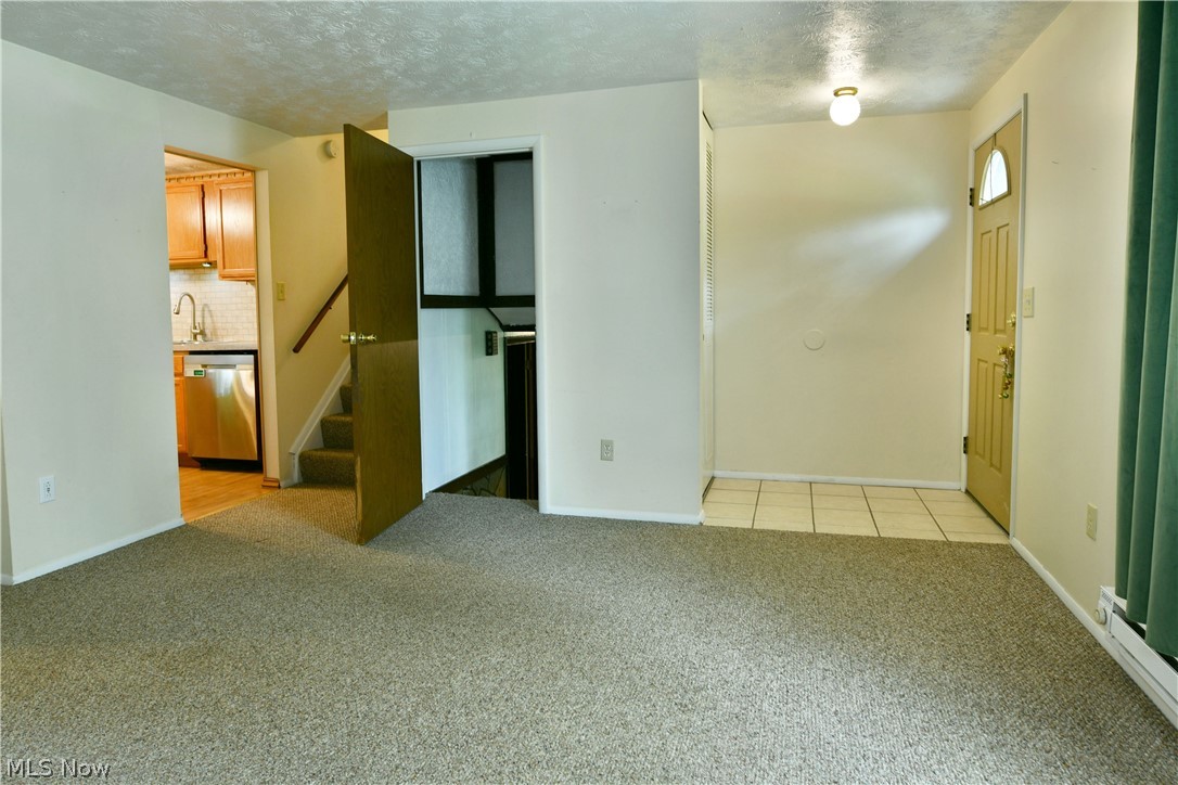 2543 Walnut Street Girard OH 44420