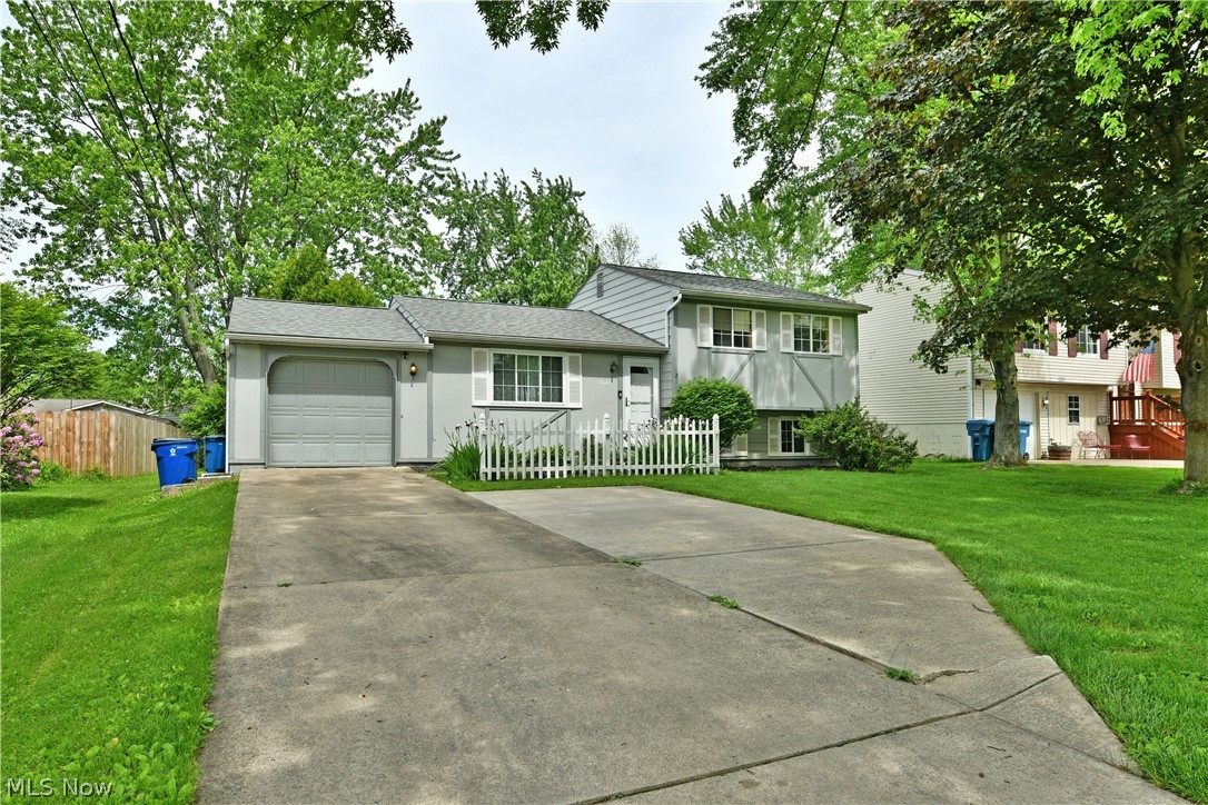 2543 Walnut Street Girard OH 44420