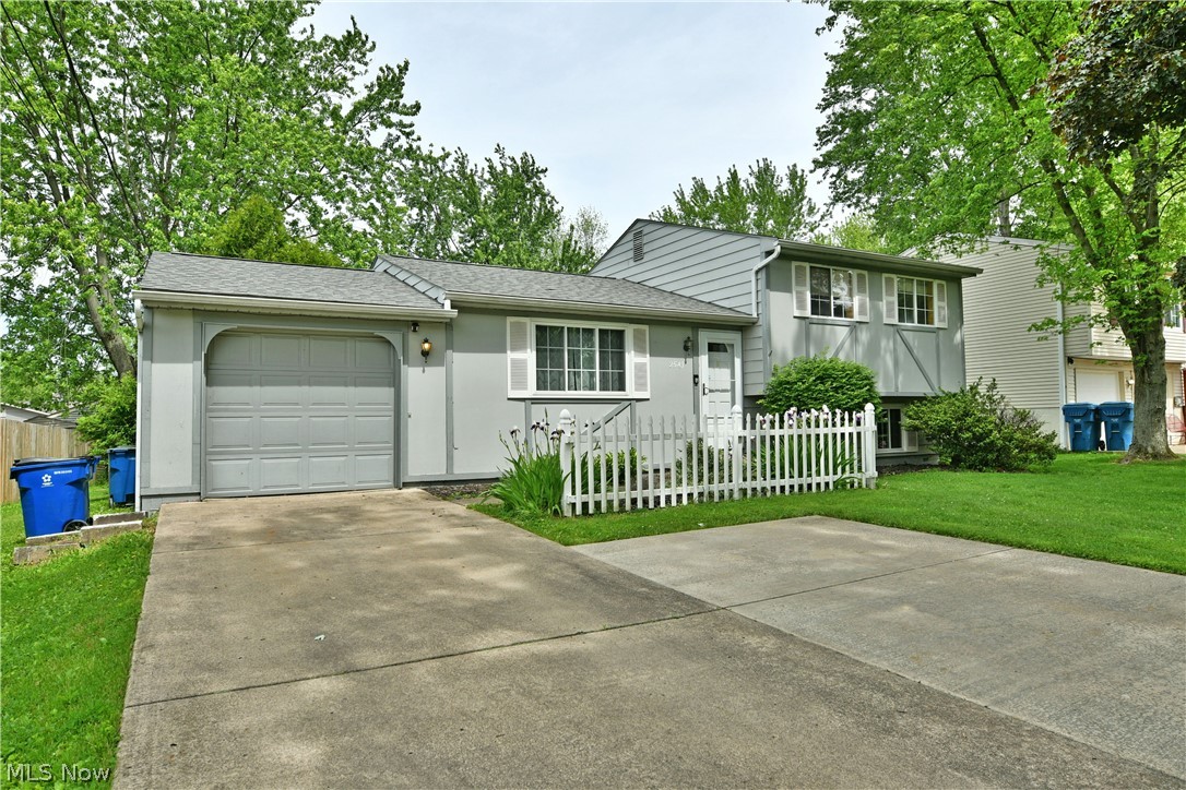 2543 Walnut Street Girard OH 44420