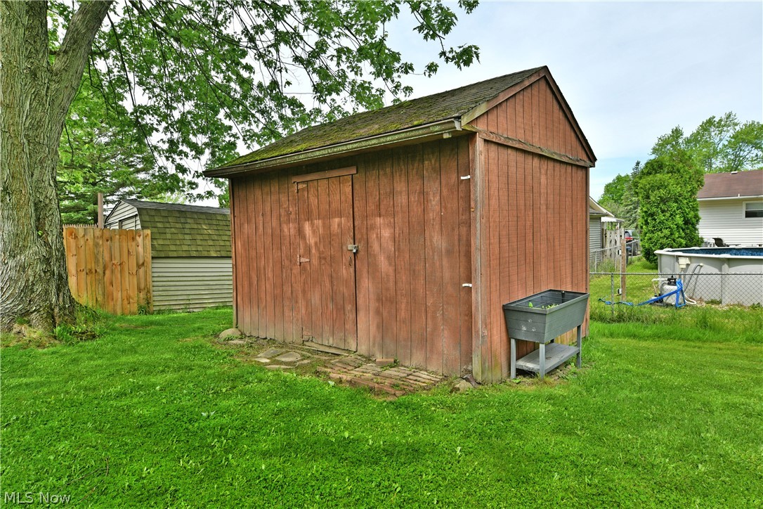 2543 Walnut Street Girard OH 44420