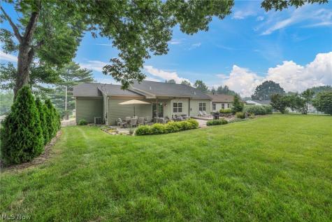 364 31st Street SW Barberton OH 44203