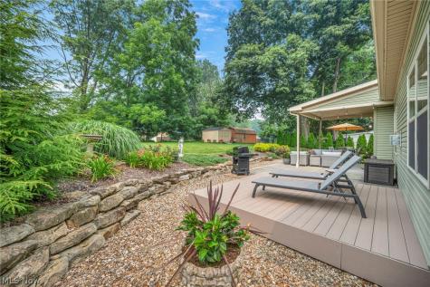 364 31st Street SW Barberton OH 44203