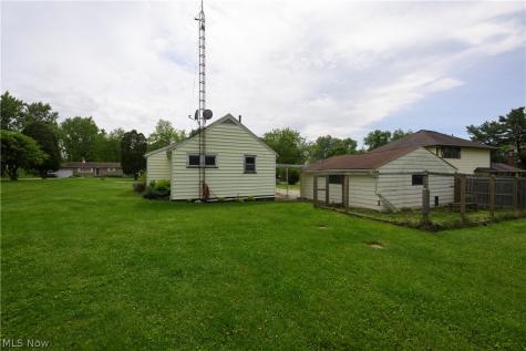 5185 Richville Drive SW Navarre OH 44662