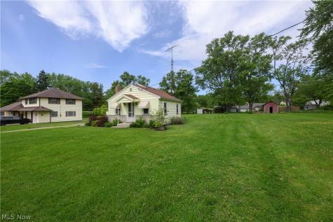 5185 Richville Drive SW Navarre OH 44662