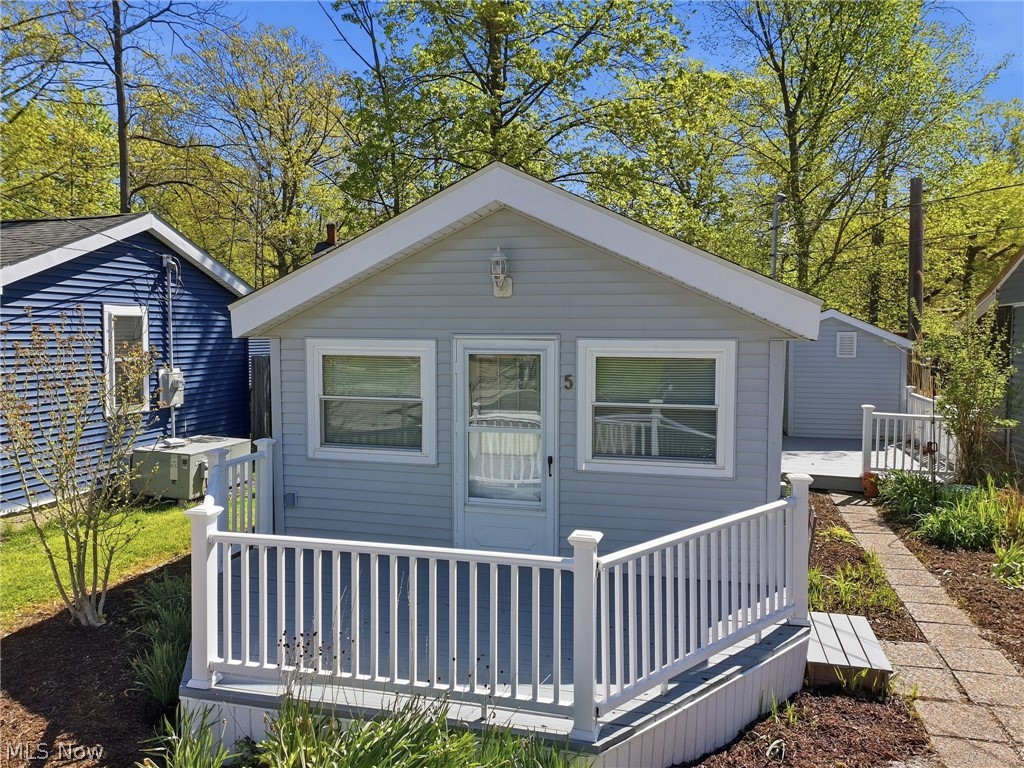 5825 Lake Road Ashtabula OH 44004