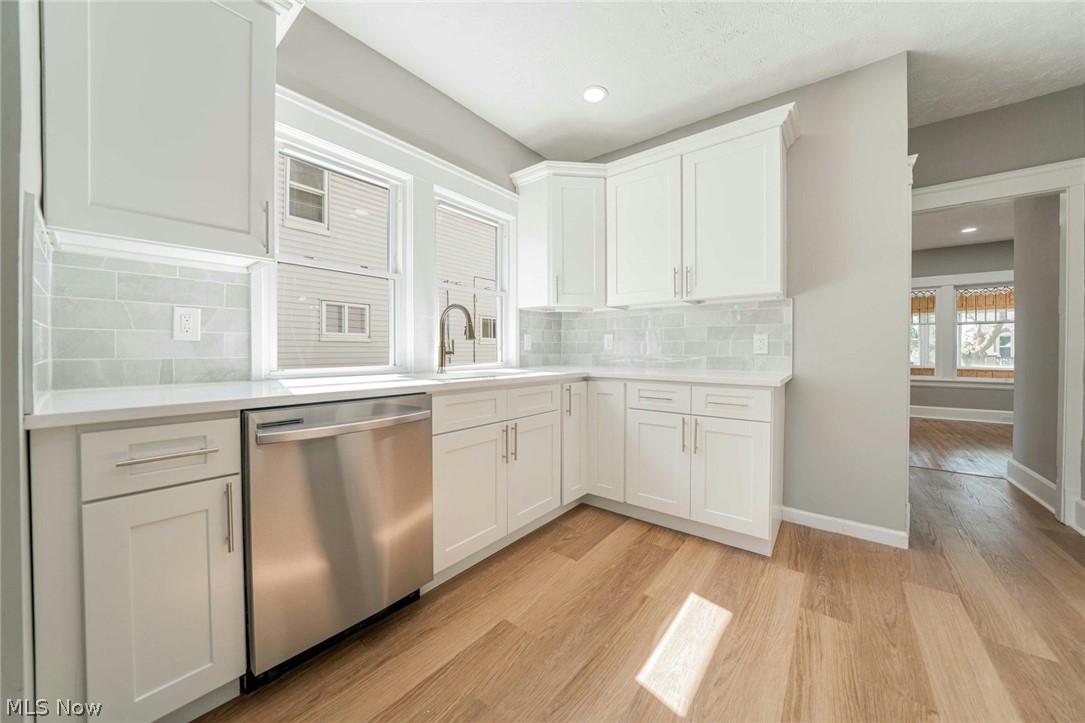 2216 Roanoke Avenue Cleveland OH 44109