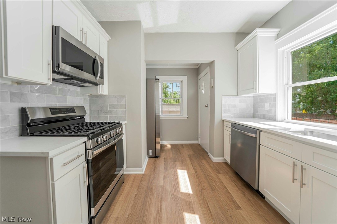 2216 Roanoke Avenue Cleveland OH 44109
