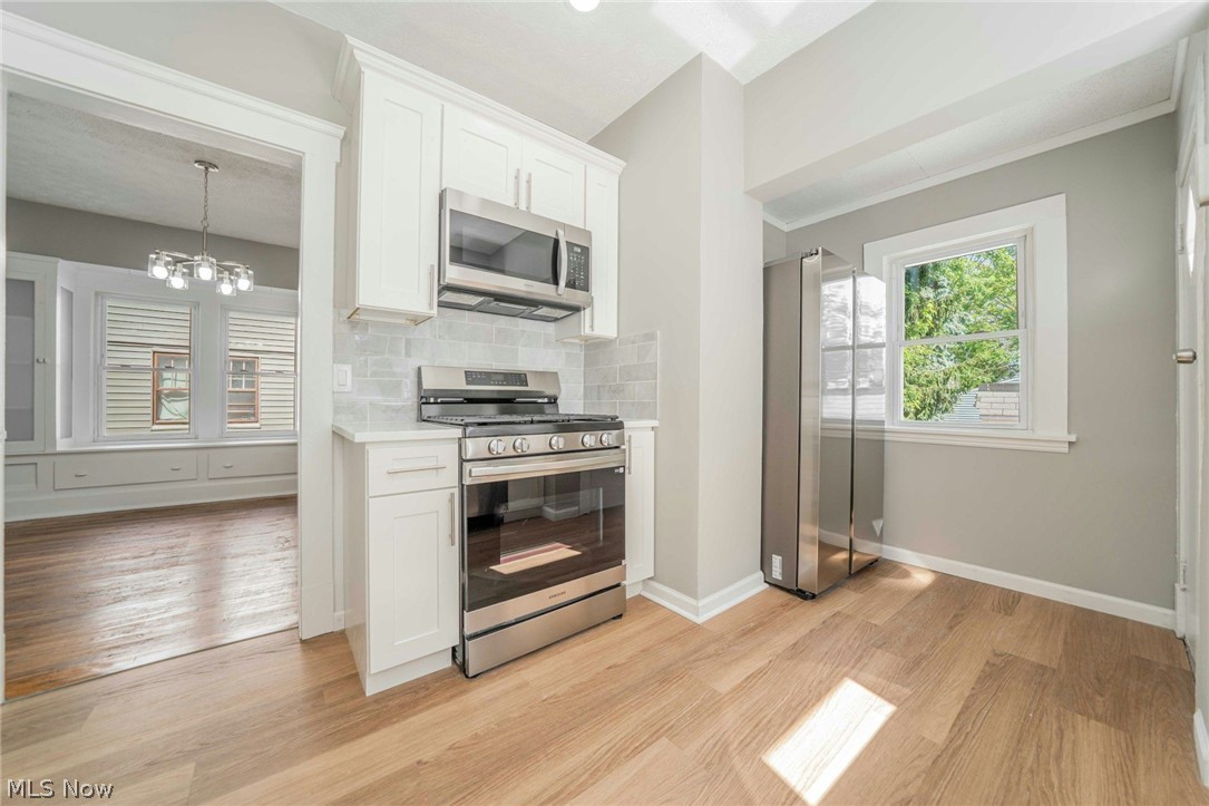 2216 Roanoke Avenue Cleveland OH 44109