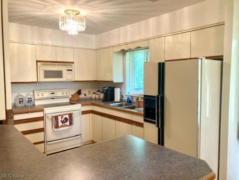 4474 Ridge Road Wadsworth OH 44281