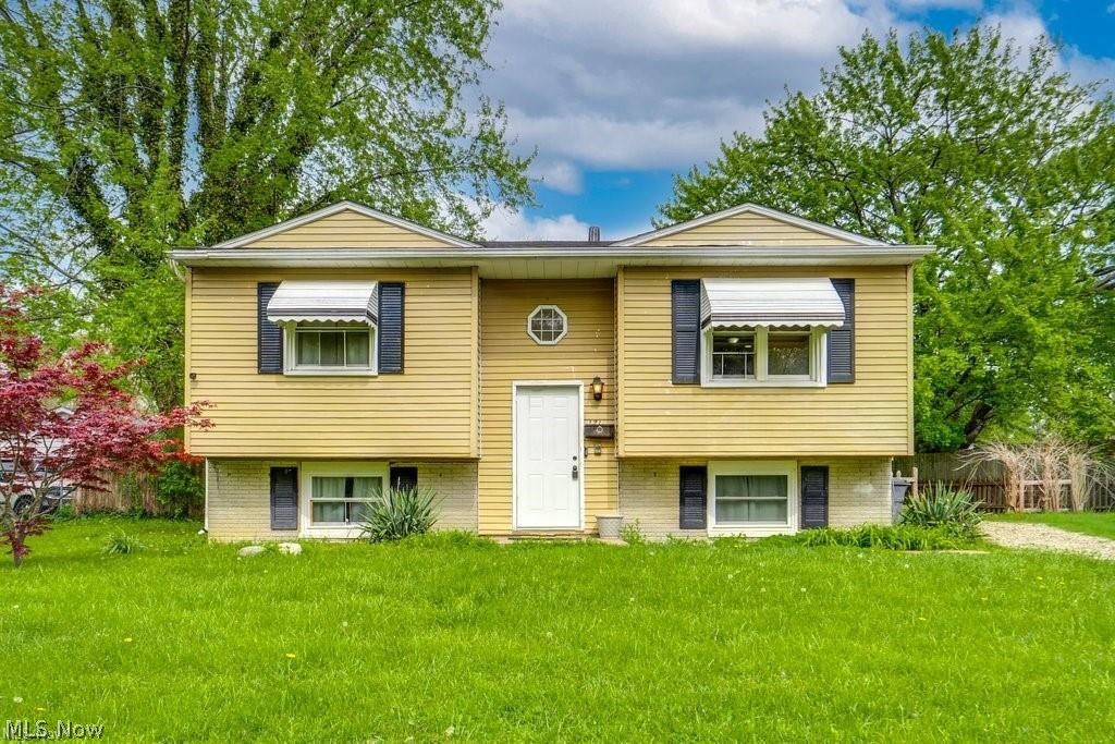 371 Washington Circle Oberlin OH 44074