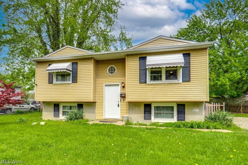 371 Washington Circle Oberlin OH 44074
