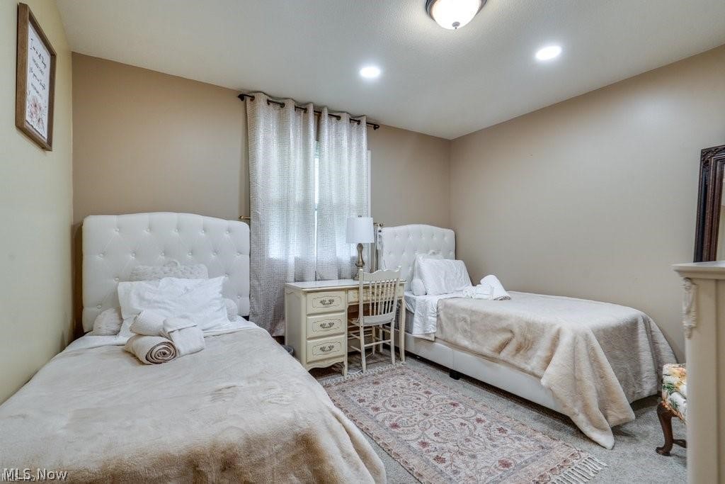 371 Washington Circle Oberlin OH 44074