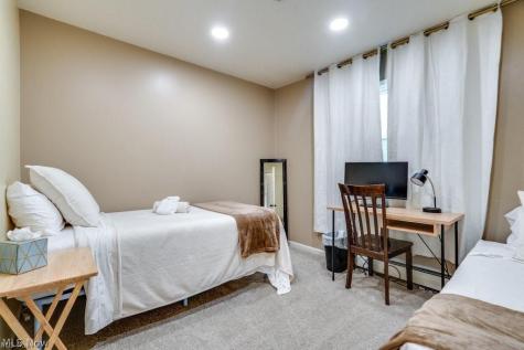 371 Washington Circle Oberlin OH 44074