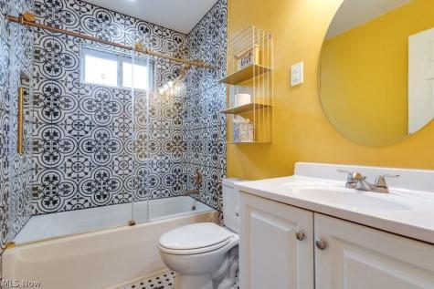 371 Washington Circle Oberlin OH 44074