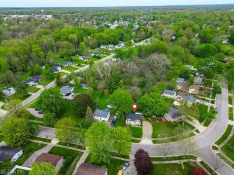 371 Washington Circle Oberlin OH 44074