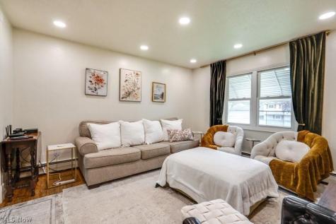 371 Washington Circle Oberlin OH 44074