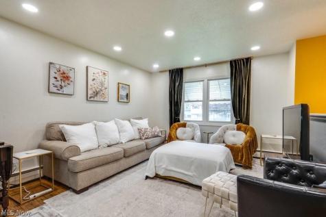 371 Washington Circle Oberlin OH 44074
