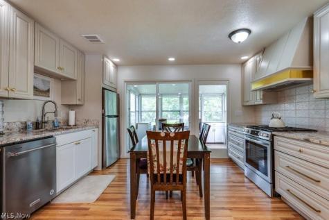 371 Washington Circle Oberlin OH 44074