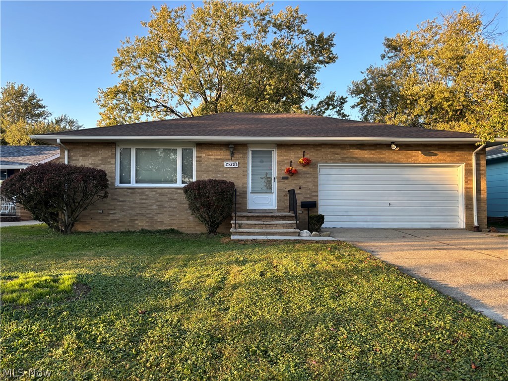25201 Picone Lane Bedford Heights OH 44146