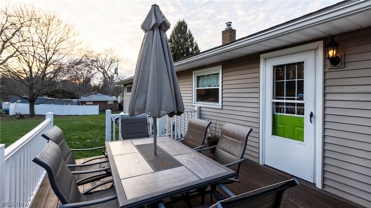 3720 Carl Street NW Uniontown OH 44685