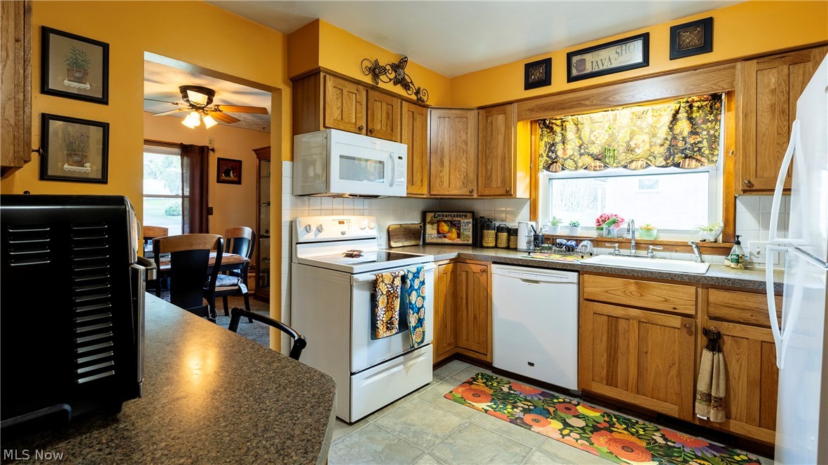 3720 Carl Street NW Uniontown OH 44685