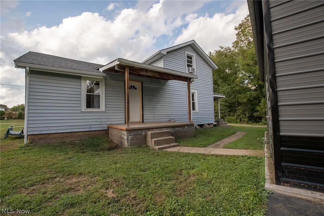 302 3rd Avenue SE Beach City OH 44608