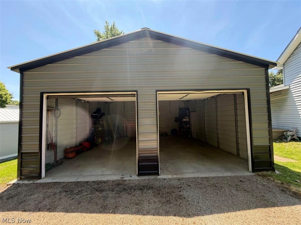 302 3rd Avenue SE Beach City OH 44608