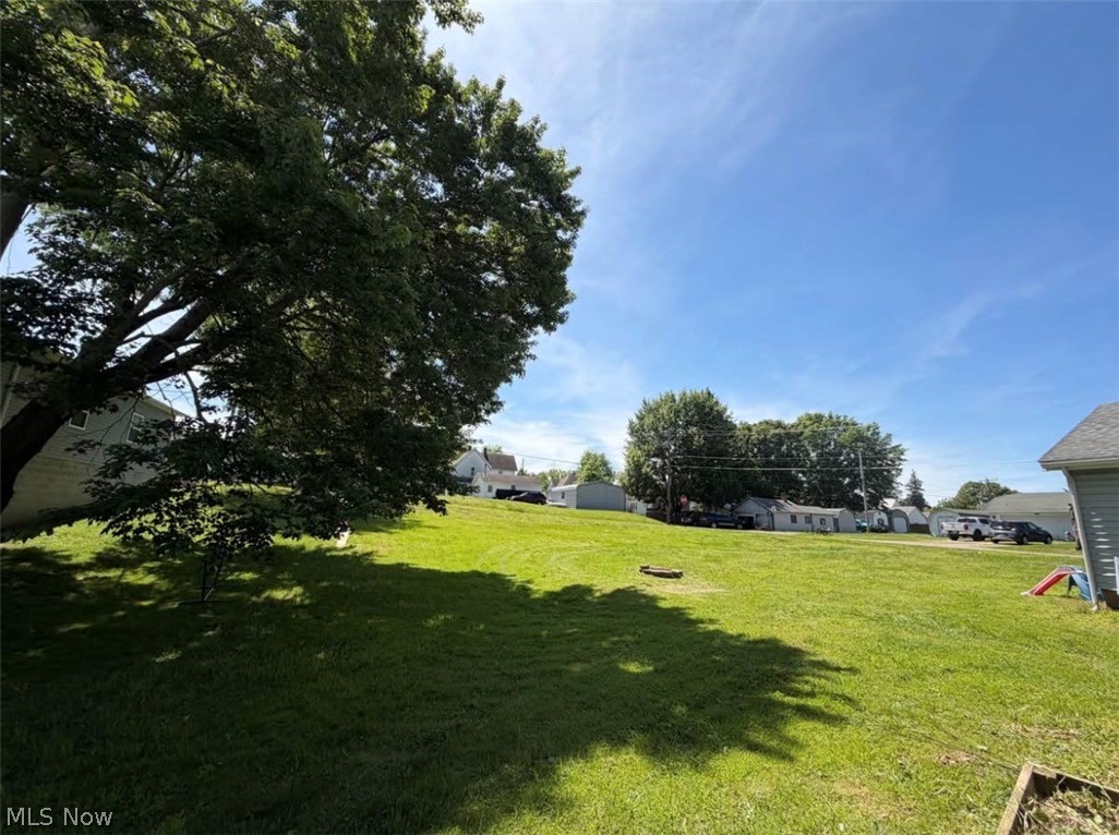302 3rd Avenue SE Beach City OH 44608