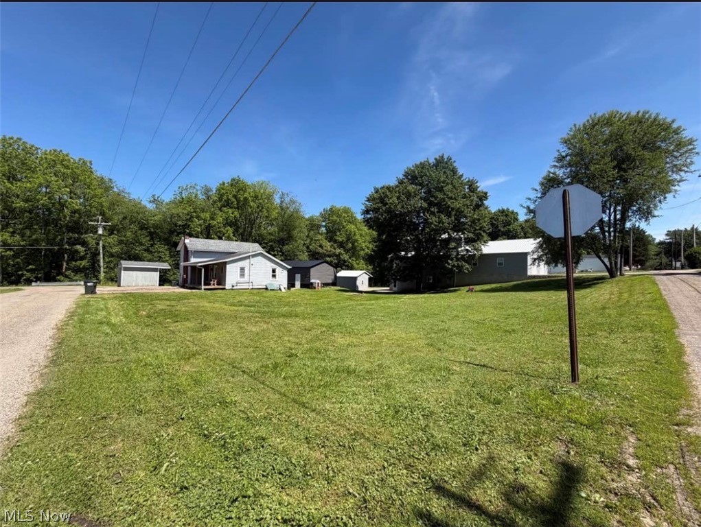 302 3rd Avenue SE Beach City OH 44608