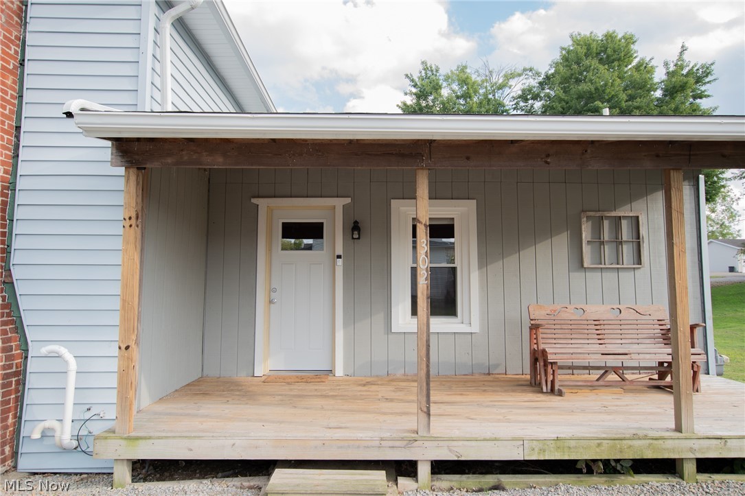 302 3rd Avenue SE Beach City OH 44608
