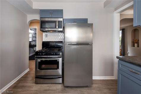 3669 W 134 Cleveland OH 44111