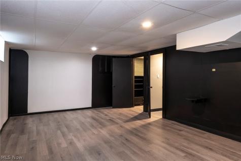 3669 W 134 Cleveland OH 44111