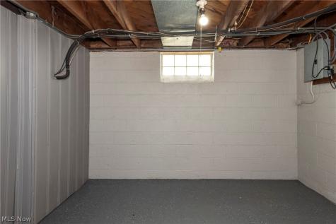 3669 W 134 Cleveland OH 44111