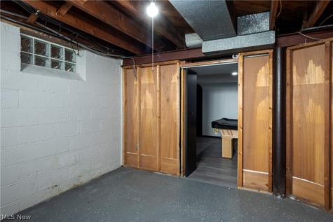 3669 W 134 Cleveland OH 44111
