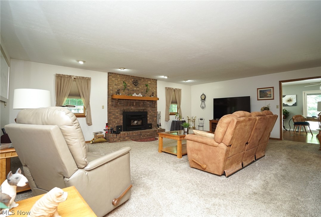 835 Crestview Drive Youngstown OH 44512