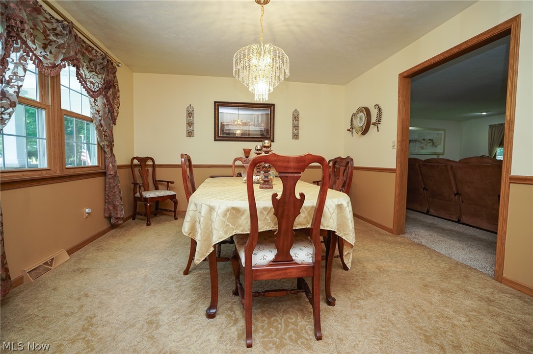 835 Crestview Drive Youngstown OH 44512