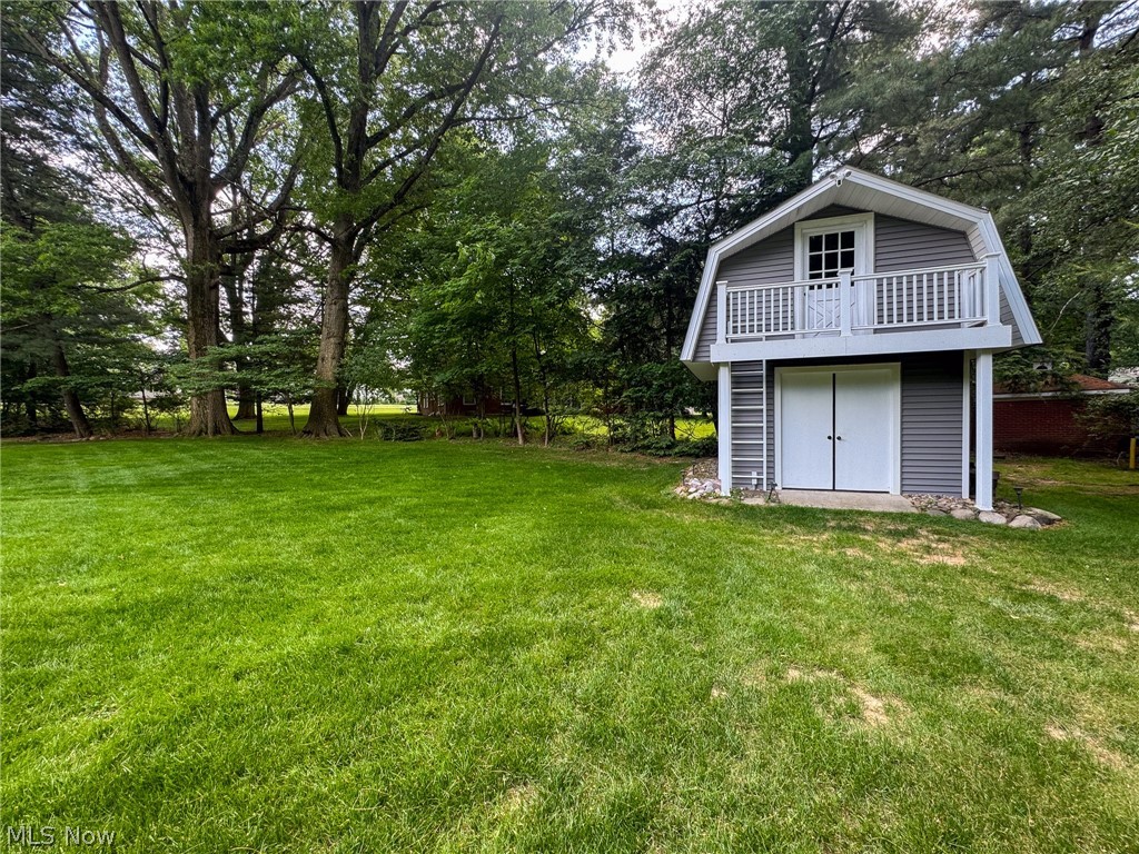 835 Crestview Drive Youngstown OH 44512