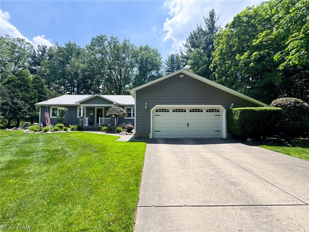 835 Crestview Drive Youngstown OH 44512