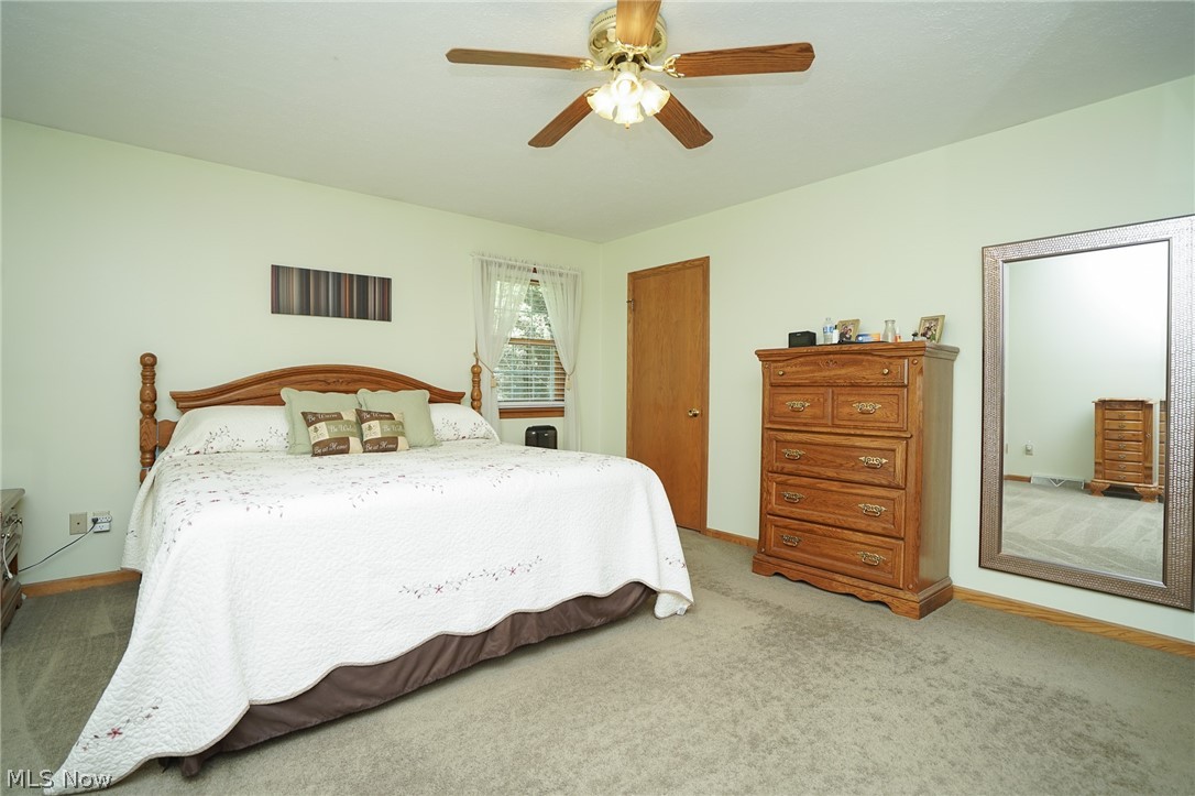 835 Crestview Drive Youngstown OH 44512