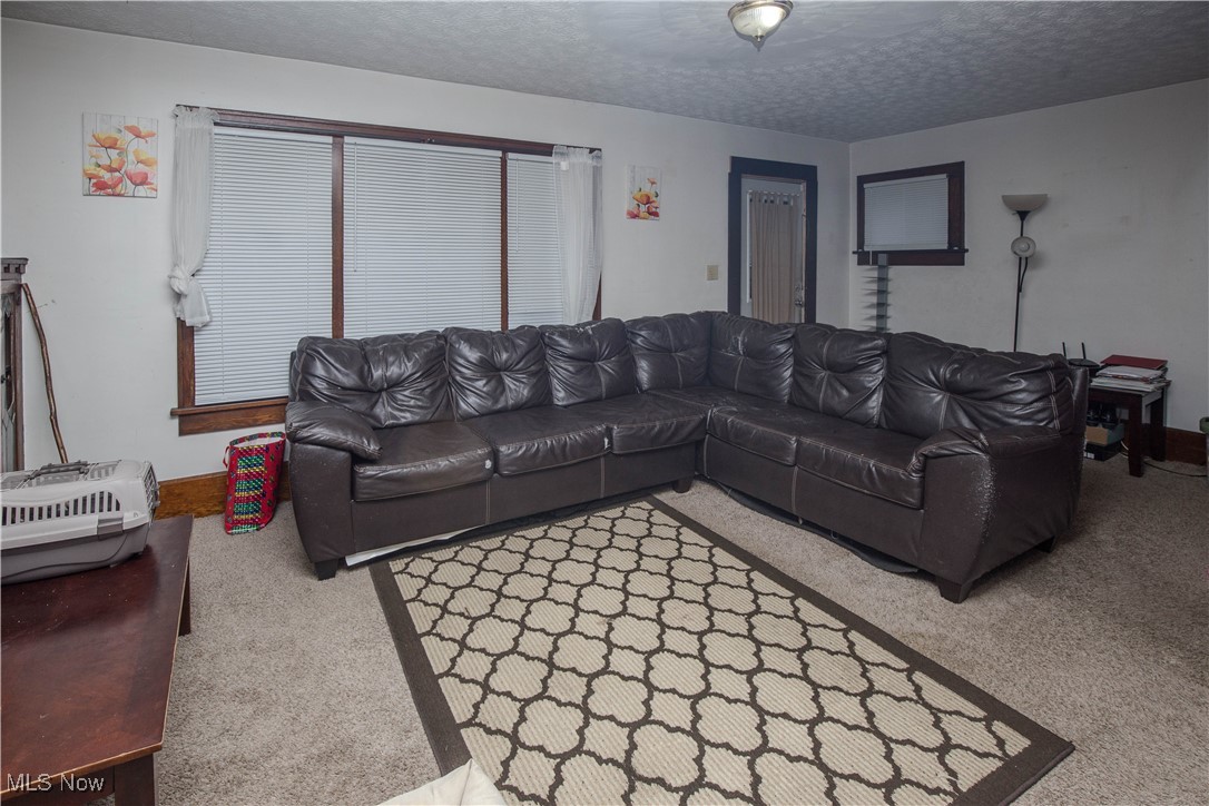 1442 Hillside Terrace Akron OH 44305