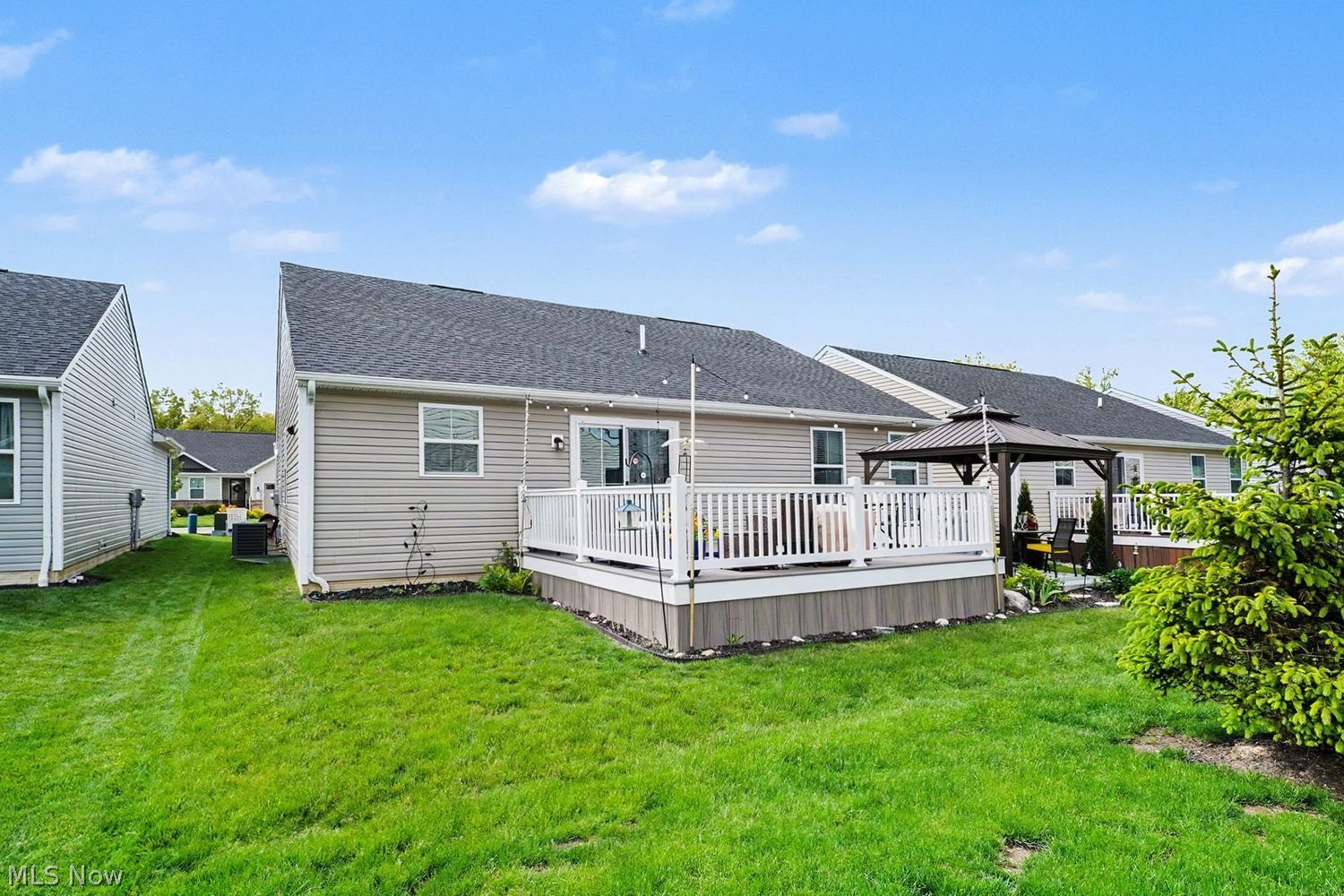 127 Beaver Creek Trail Amherst OH 44001