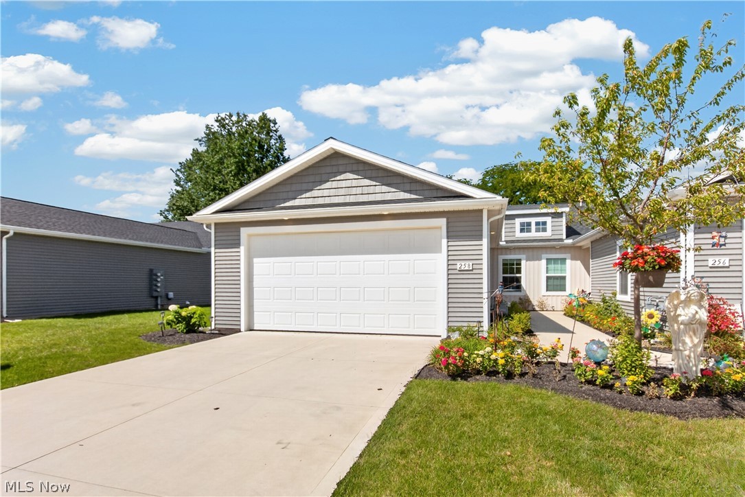 258 Silver Spring Circle Elyria OH 44035